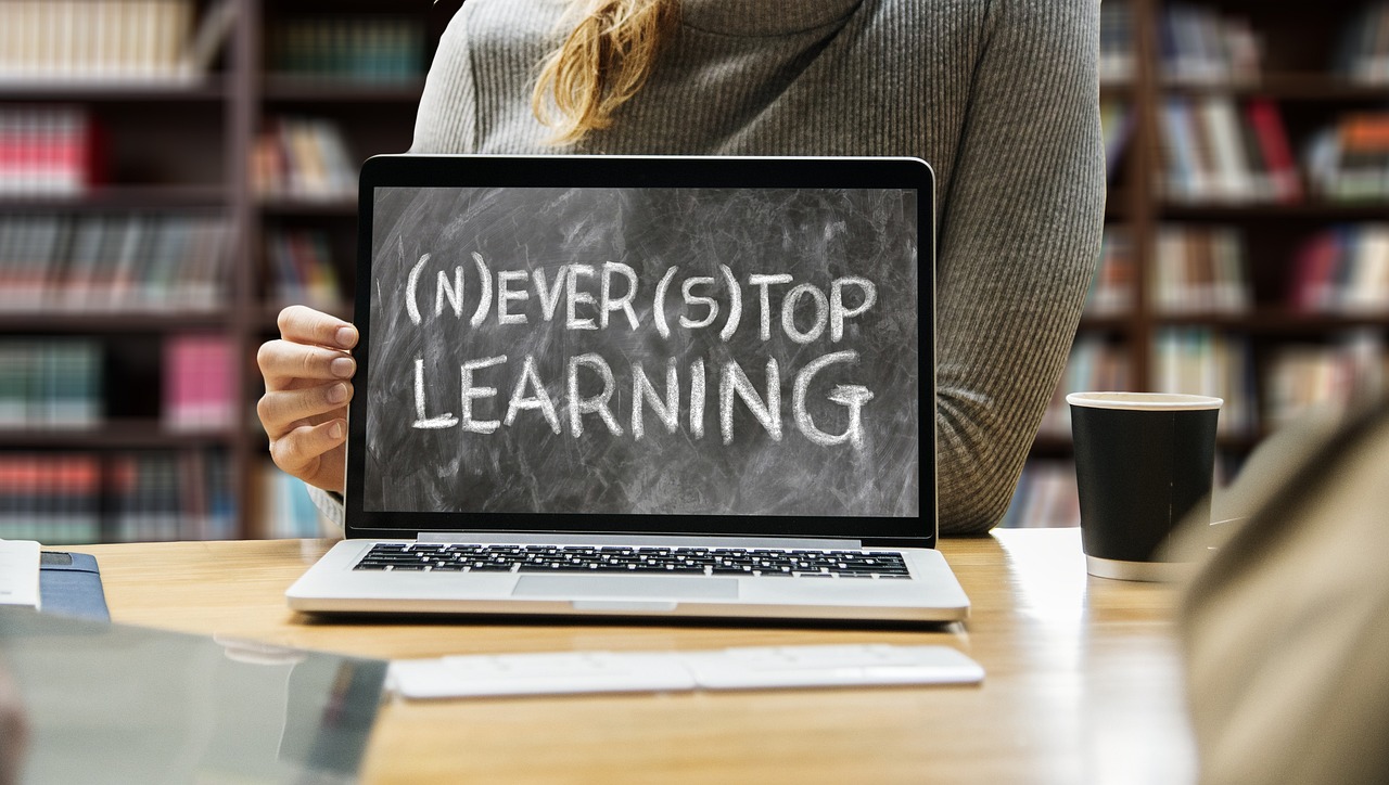 never-stop-learning-3653430_1280 Indywidualny kurs Excela
